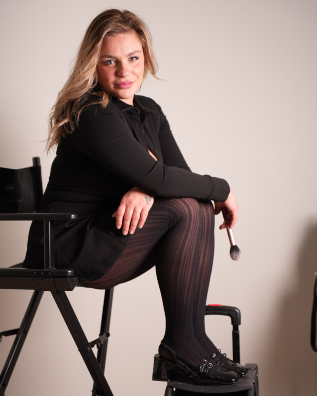 Chi Sono - Adriana Saliano, fondatrice di Aura Beauty Atelier: estetica, dermopigmentazione e make-up professionale per valorizzare la bellezza naturale di ogni donna.